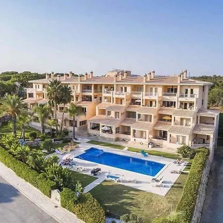 Vale Do Garrao Sleeps 4 With Pool Air Con And Wifi
