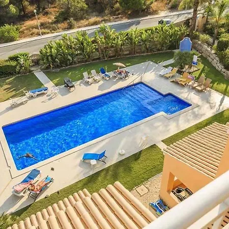 Vale Do Garrao Sleeps 4 With Pool Air Con And Wifi Vale do Lobo
